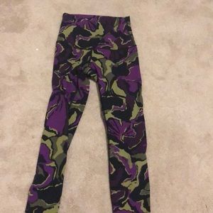 Lululemon high rise legging. Worn 6 times.